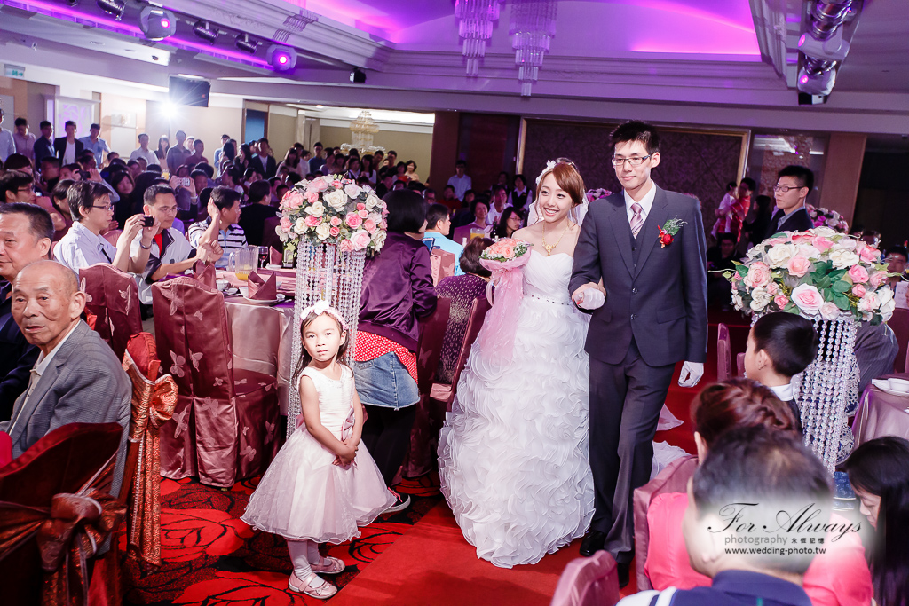 坤良欣螢 文定迎娶喜宴 新莊富基婚宴會館 婚攝大J 永恆記憶 婚禮攝影 台北婚攝 #婚攝 #婚禮攝影 #台北婚攝 #婚禮拍立得 #婚攝拍立得 #即拍即印 #婚禮紀錄 #婚攝價格 #婚攝推薦 #拍立得 #婚攝價格 #婚攝推薦